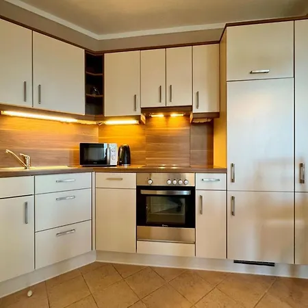 Urlaub Auf Ruegen Mit Ahoi-vorteil Apartment Sellin (Rugen)